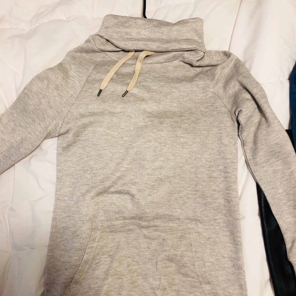 Sweater - Picture 3 of 4